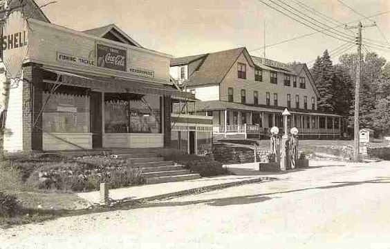 Cedar Inn - Old Postcard (newer photo)